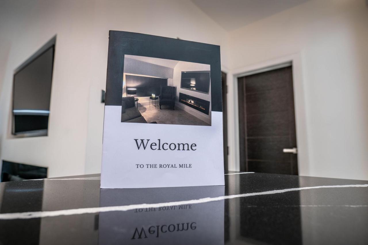 Luxury Royal Mile Boutique 2Bedroom Apartment Edinburgh Exterior photo